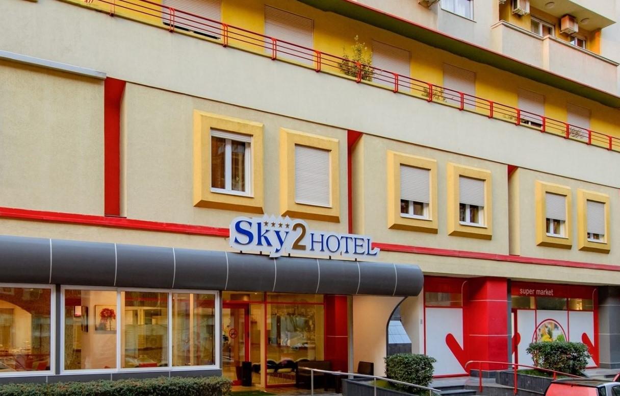 Sky 2 Hotel Tirana Exterior photo